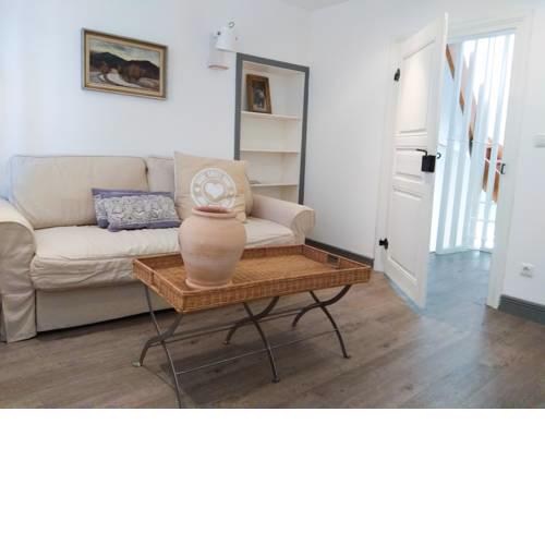 Living in History - Modern Country Cottage