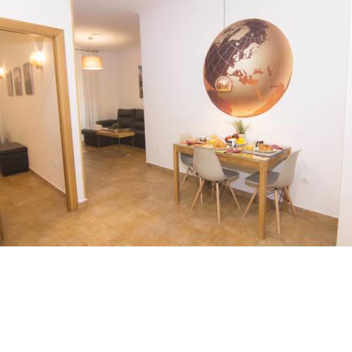 Living Valencia Apartments - Merced