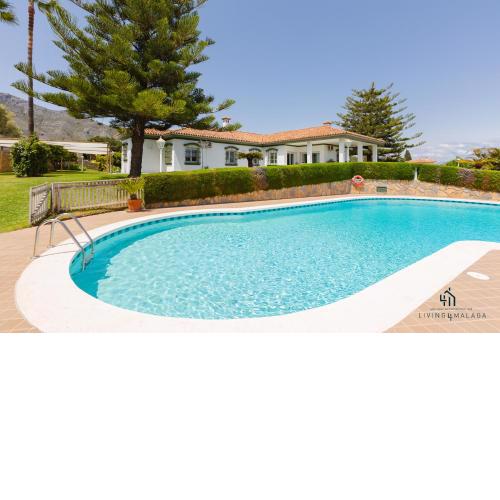 Living4Malaga Villa Galemar Pool & Gardens