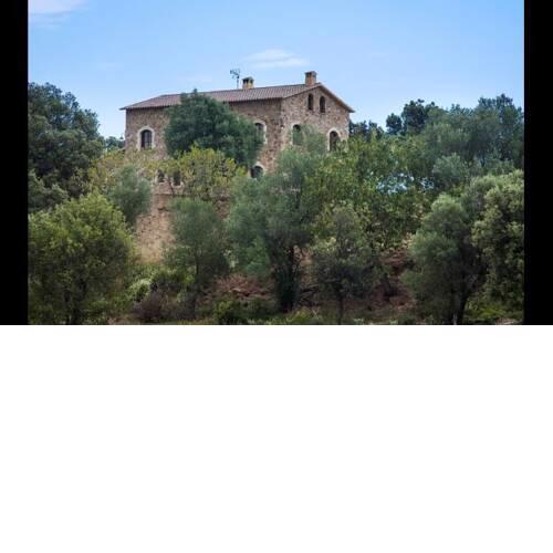 Llabia Villa Sleeps 14 with Pool and Air Con