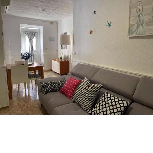 Lleida 25, casa de poble amb àmplia terrassa