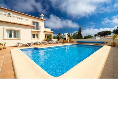 Lleus Villa Sleeps 4 Pool Air Con WiFi