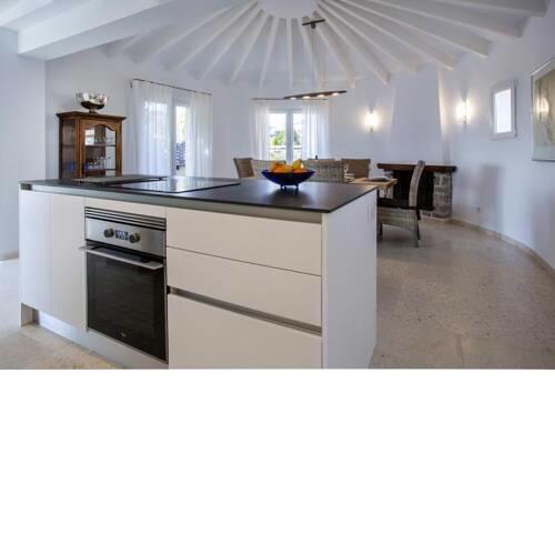 Lleus Villa Sleeps 6 Pool Air Con WiFi