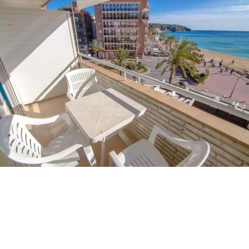 Lloret de Mar Apartment Sleeps 2 Air Con