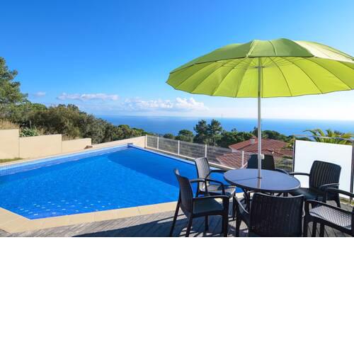 Lloret de Mar Villa Sleeps 11 Pool WiFi