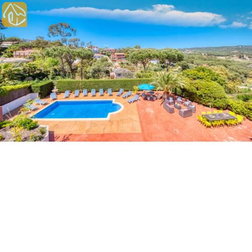 Lloret de Mar Villa Sleeps 22 Pool WiFi
