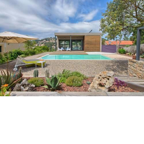 Lloret de Mar Villa Sleeps 7 Pool WiFi