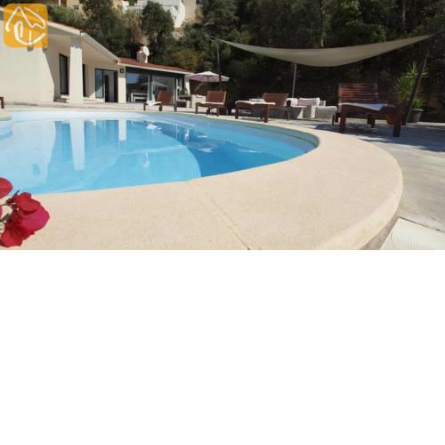 Lloret de Mar Villa Sleeps 8 Pool Air Con WiFi