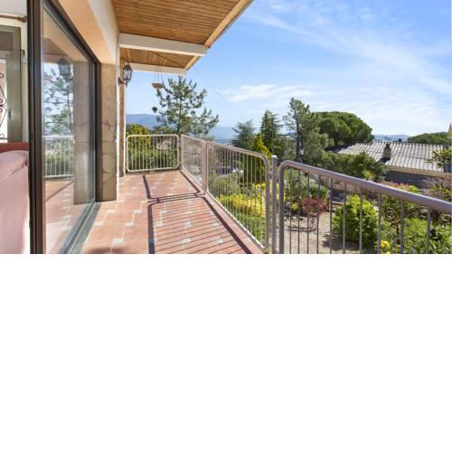Lloret de Mar Villa Sleeps 8