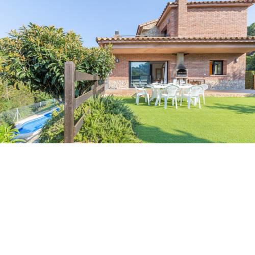 Lloret de Mar Villa Sleeps 8