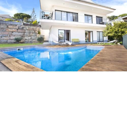 Lloret de Mar Villa Sleeps 8