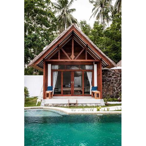 LMBK Surf House