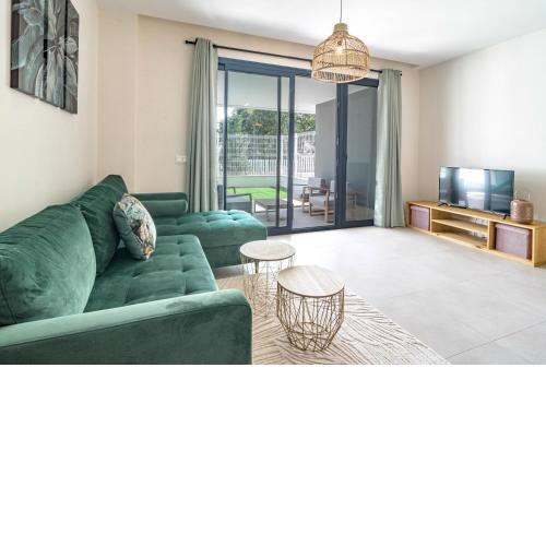 LME2BA- Cozy ground floor flat in luxury resort