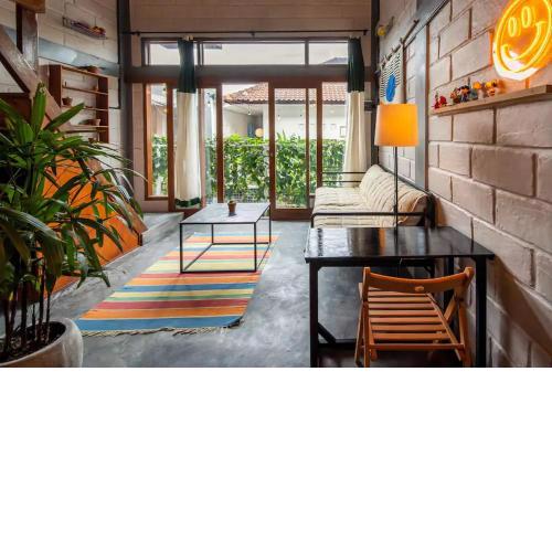 Loft Apartment for surfers With Shared Pool