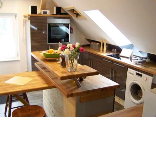 Loft-Ferienwohnung zur "Kfz-Schenke"