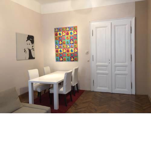 Lofty Apartment near Volksoper close to City-Center