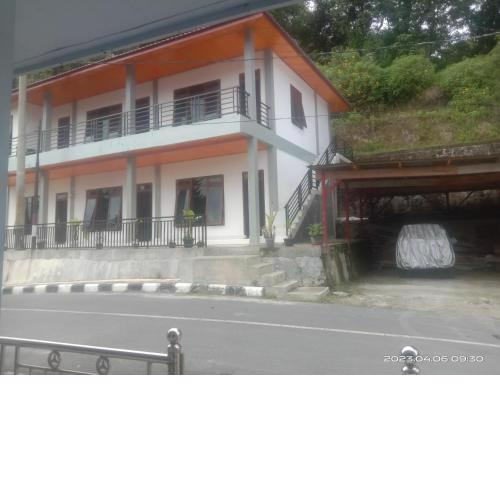 Logan guest house
