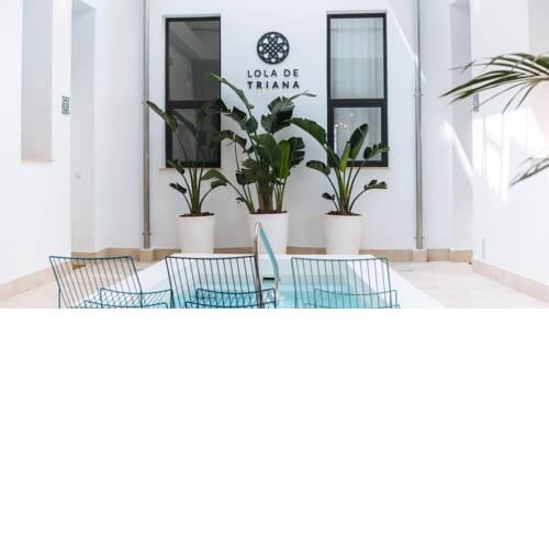 Lola de Triana Apartments