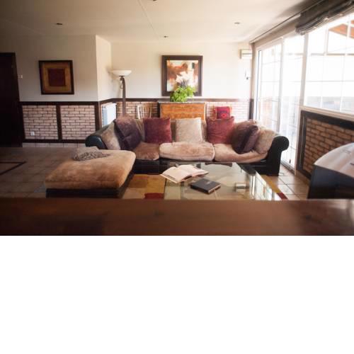 Lolain House