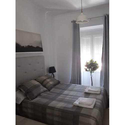 Lola's Apartment