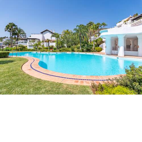Lomas de la quinta apartment