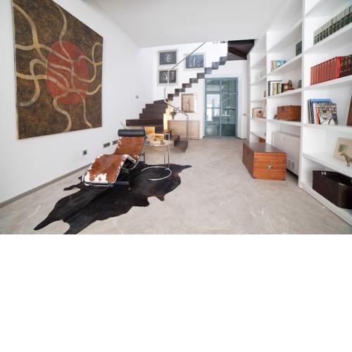 LONG HOUSE (LUXURY HOUSE IN SES SALINES)