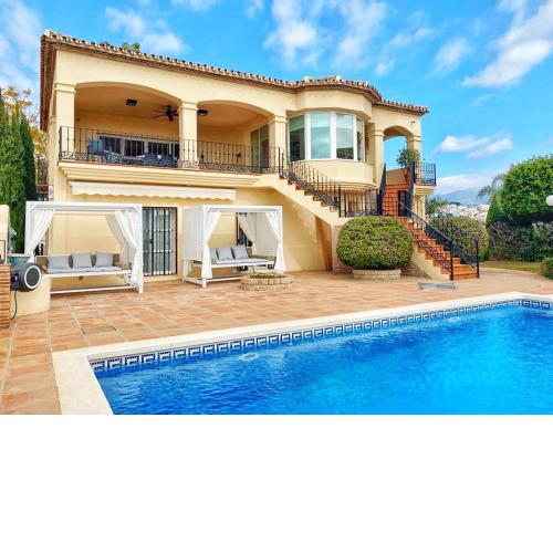 Los Arqueros Golf Villas