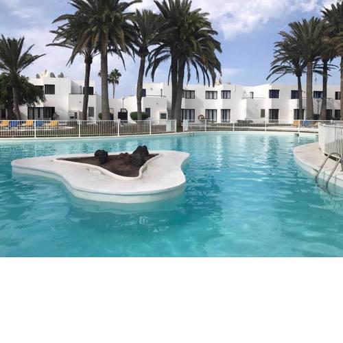 Los Barqueros Corralejo fronte spiaggia centro città