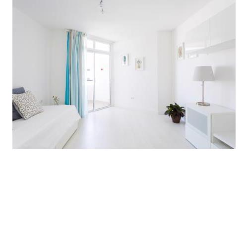 Los Cristianos to enjoy, relax and live the ocean!