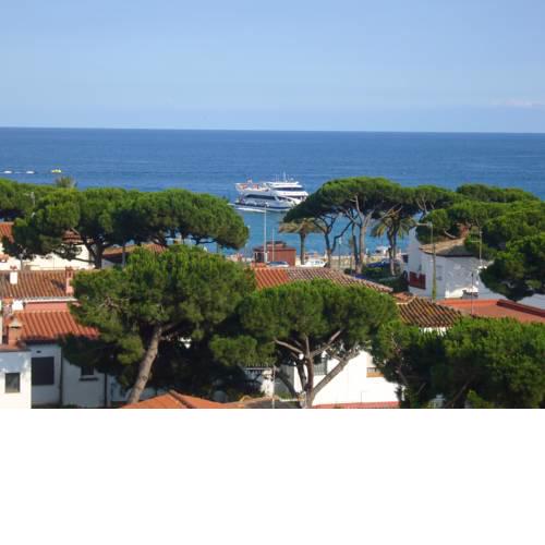Los Pinares Seaview Apartments