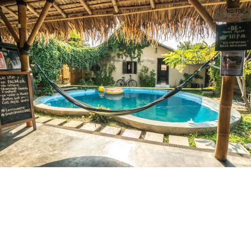 Losmanos Hostel