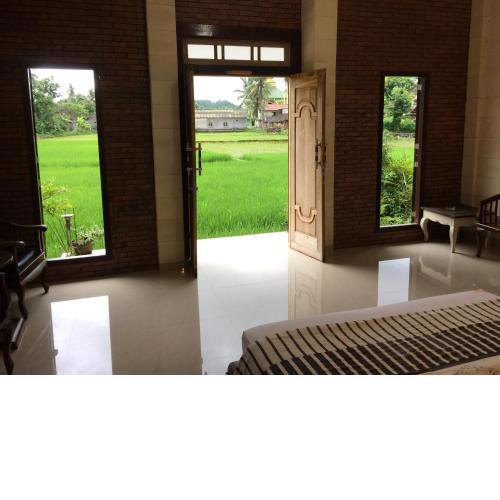 Lotus 2 Guest House