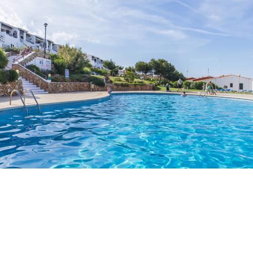 Love Menorca piscina,pequeño jardin privado y a 100metros de la playa