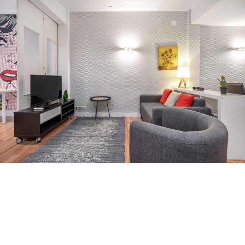 Lovely 1Bed Apartment with Balcony in Eixample