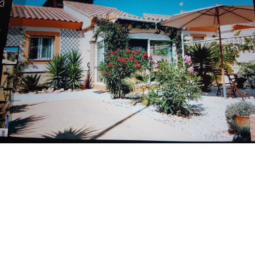 Lovely 2-Bed Detached Villa in Camposol