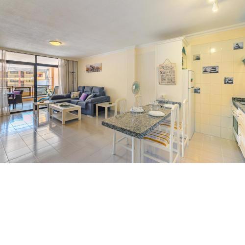 Lovely 2 bedroom apartment close to Ocean