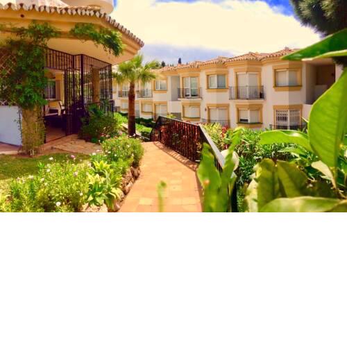 Lovely 2-Bedroom Apartment in Sitio de Calahonda