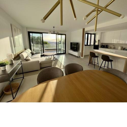 Lovely 2 bedroom vacation home with pool