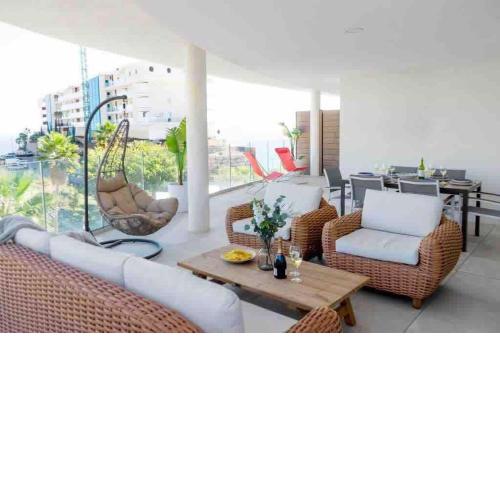 Lovely 3 bedroom apartment next to higueron area.
