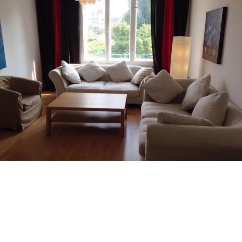 Lovely Apartment Close to U-Bahn and City