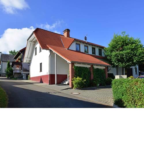 Lovely Apartment in Eimelrod by the Forest