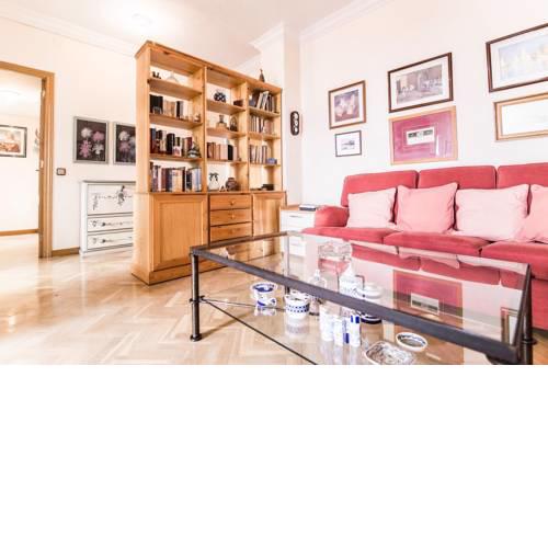 Lovely apartment near Casa de Campo & Madrid Rio