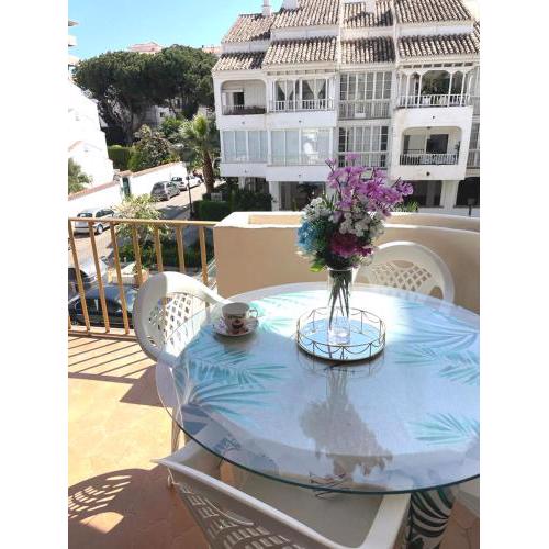 Lovely apartment next to the Casino in Puerto Banús – Beach & Luxury