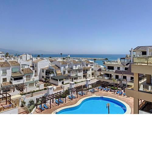 Lovely apartment with pool & sea views - Marina Del Castillo 2129