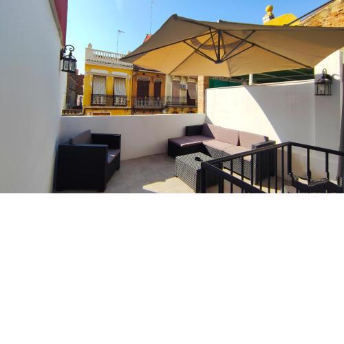 Lovely Apartment with Private Terrace by El Cabanyal