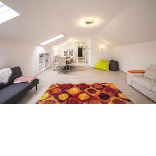 Lovely City Center Apartment