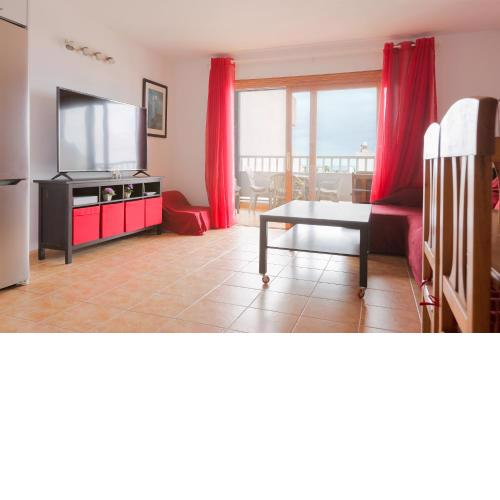 Lovely duplex apartment with sea views