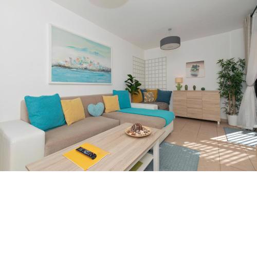 Lovely Spacious Apartment in San Isidro Tenerife