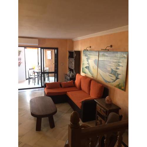 Lovely traditional style apartment in Balcón de Europa