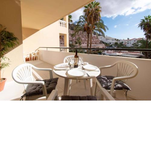 Lovely two-bedroom apartment with two bathrooms that overlooks the pool on this popular complex